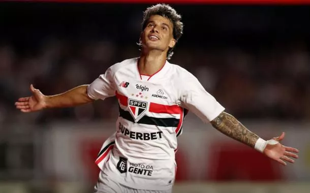 Brasileirão: Ferreira brilha e São Paulo aplica 4 a 1 no Cruzeiro