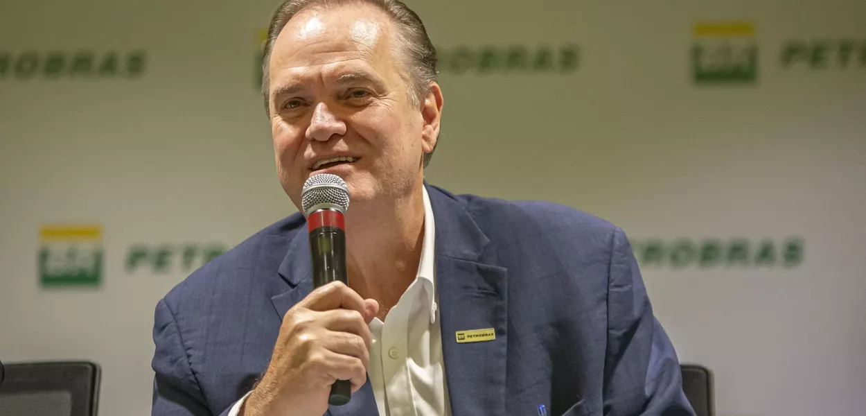 Petrobras substitui chefe de logística em meio à pressão sobre preços dos combustíveis