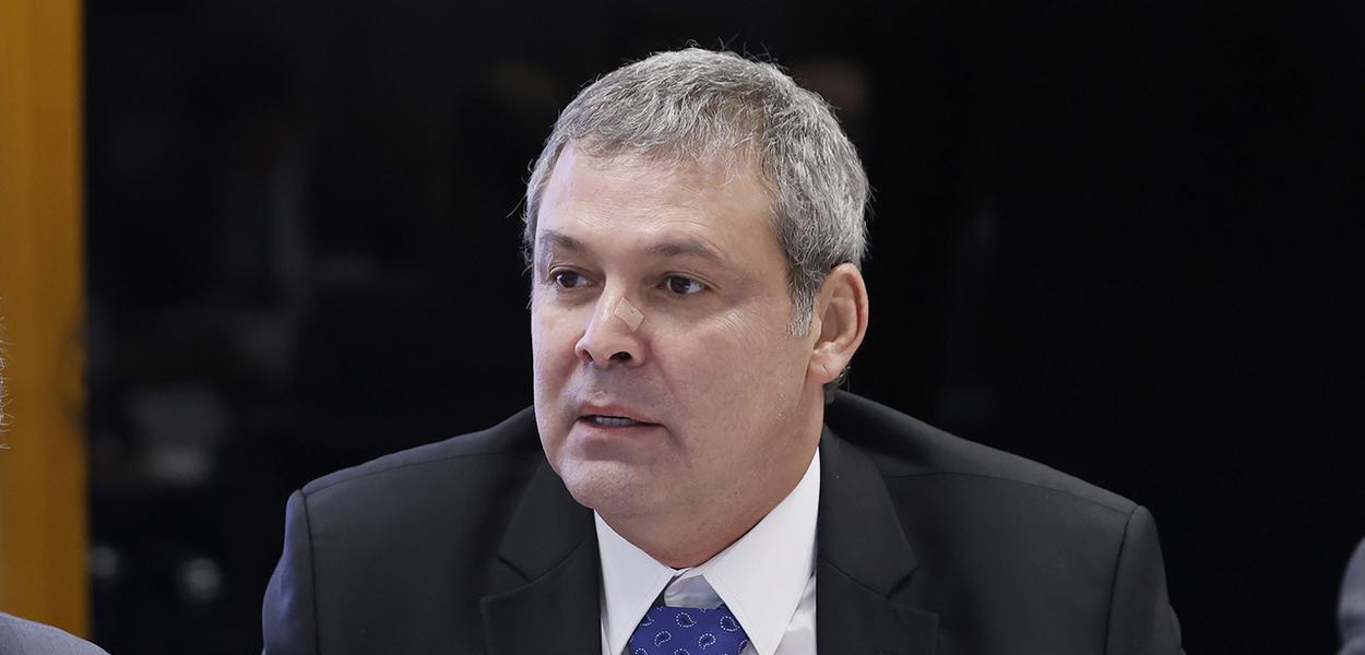 “Golpe contra Dilma representou a interrupção de um projeto de País”, diz Lindbergh