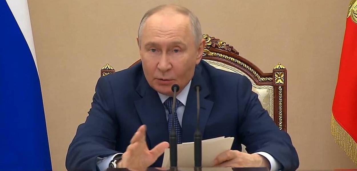 Putin: “A Rússia sabe como guerra na Ucrânia terminará”