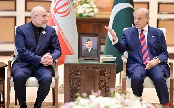 Estreito de Ormuz segue sendo ponto de "sérias divergências" nas negociações em Islamabad, diz agência iraniana