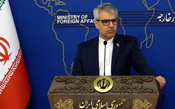 Irã diz que negociações em Islamabad fracassaram, mas a diplomacia nunca termina