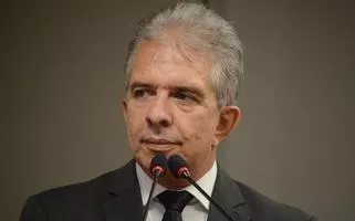 Pai de Hugo Motta declara apoio a Lula após assumir Republicanos na Paraíba
