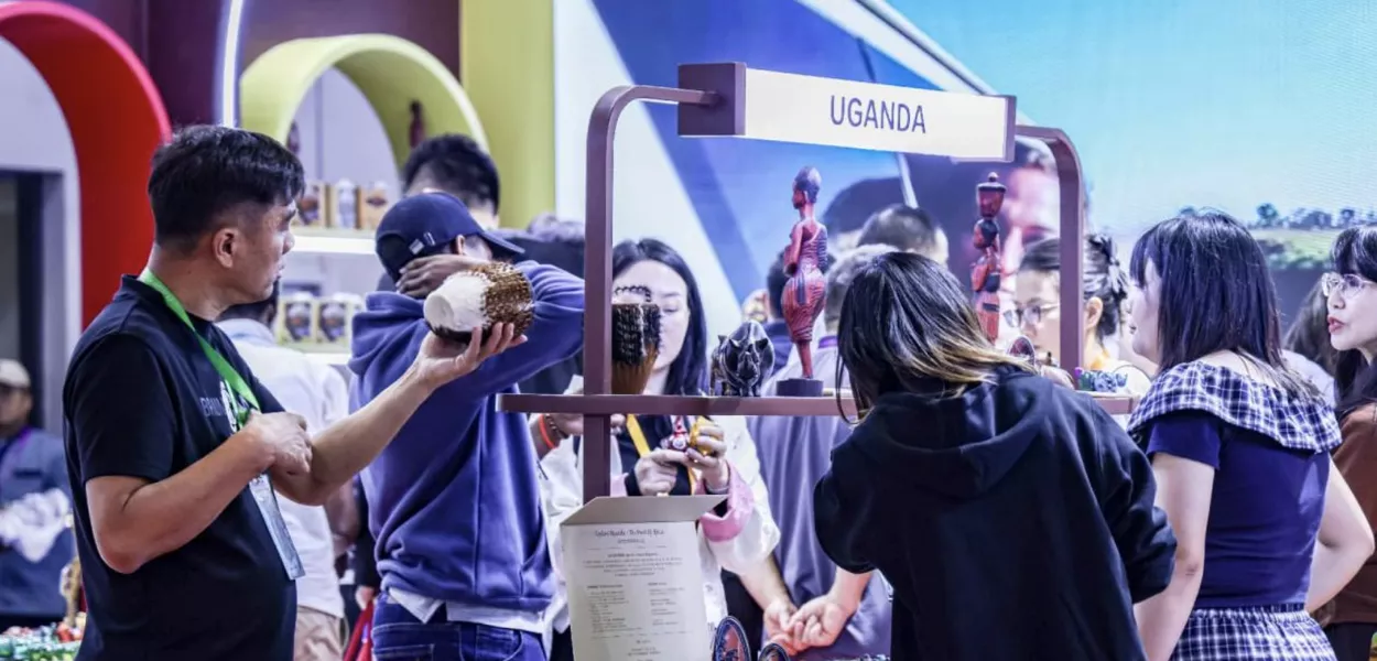 Pavilhão de Uganda no Salão Nacional de Exposições da 8ª Exposição Internacional de Importação da China