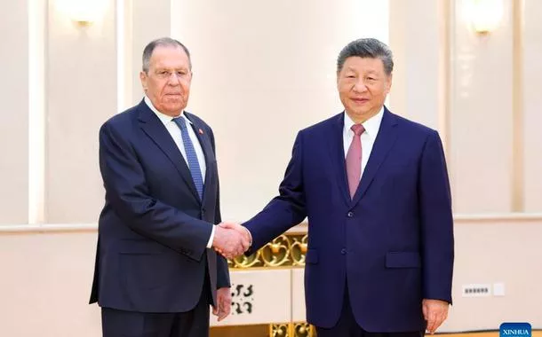 Xi pede coordenação estratégica entre China e Rússia para defender interesses e preservar a unidade do Sul Global