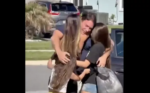 Alexandre Ramagem se reencontra com a família