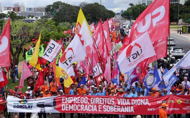 Quando o povo caminha, o Brasil caminha junto