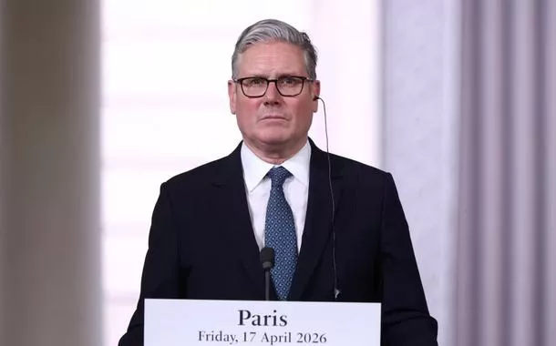 Starmer diz que mais de uma dúzia de países vão apoiar "missão defensiva" no Estreito de Ormuz