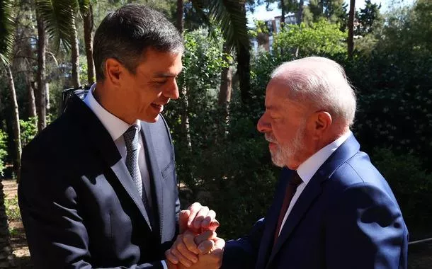 "Lula carrega na voz a história de um continente", diz presidente da Espanha