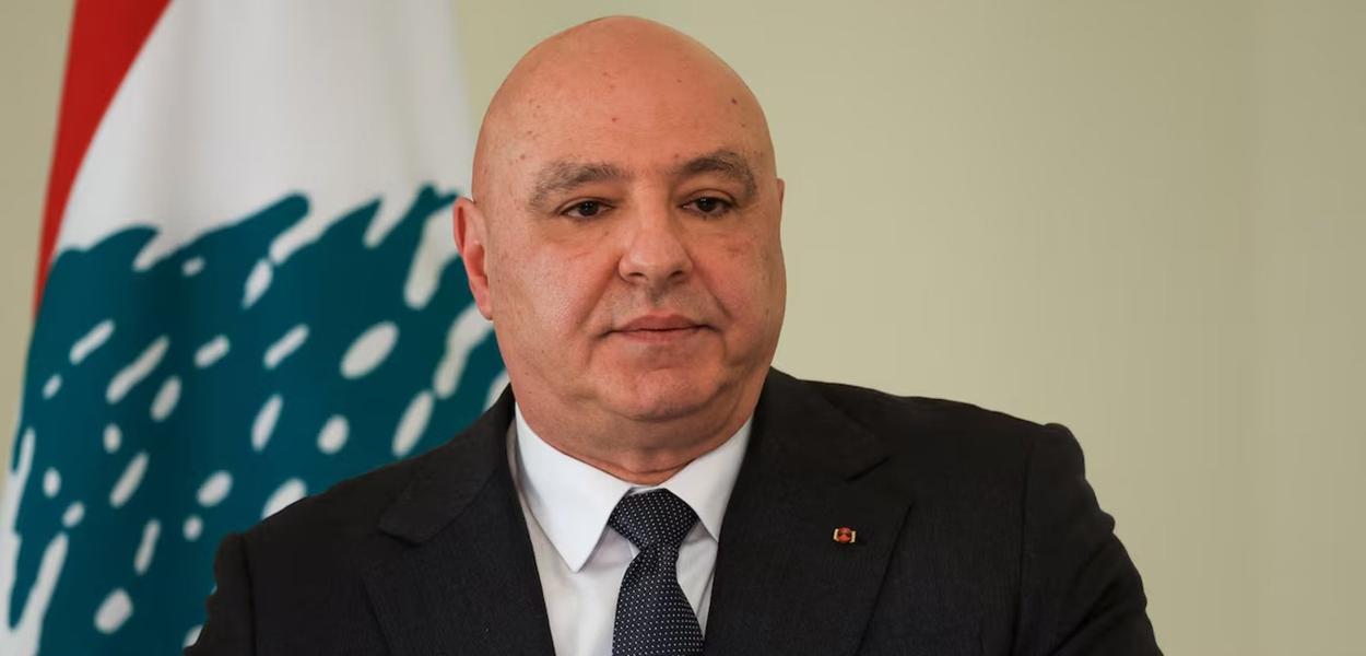 Presidente do Líbano exige retirada total de Israel