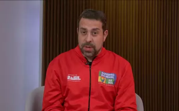Guilherme Boulos durante entrrevista na Globonews