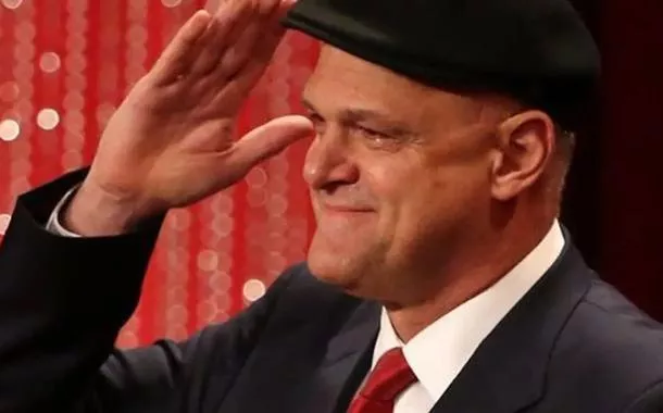 Família se despede de Oscar em cerimônia reservada de cremação