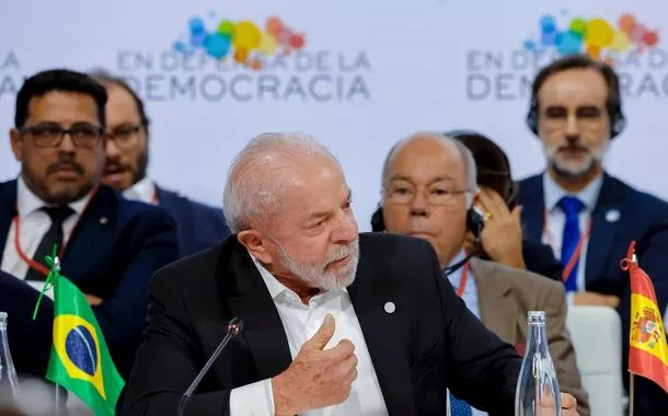 "Estou muito preocupado com Cuba", diz Lula, em meio às ameaças de Trump