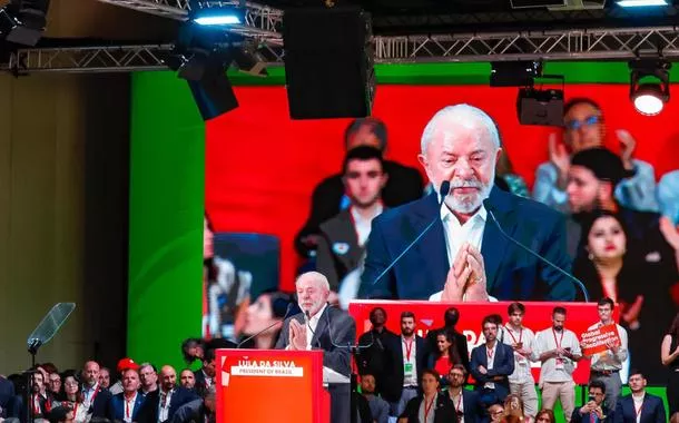 Lula critica guerras e afirma que Iraque, Líbia, Gaza e Irã foram alvo de “mentiras”