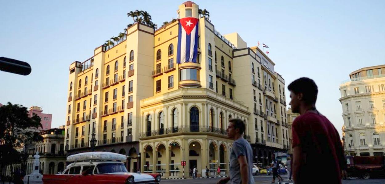 Breno Altman: nenhum país é capaz de sobreviver como Cuba está sobrevivendo