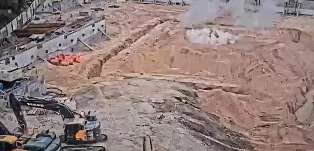 Explosão de bomba na Grande Paris