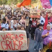 Greve de estudantes da USP cresce e chega a 15 faculdades com cobrança por bolsas e restaurantes universitários