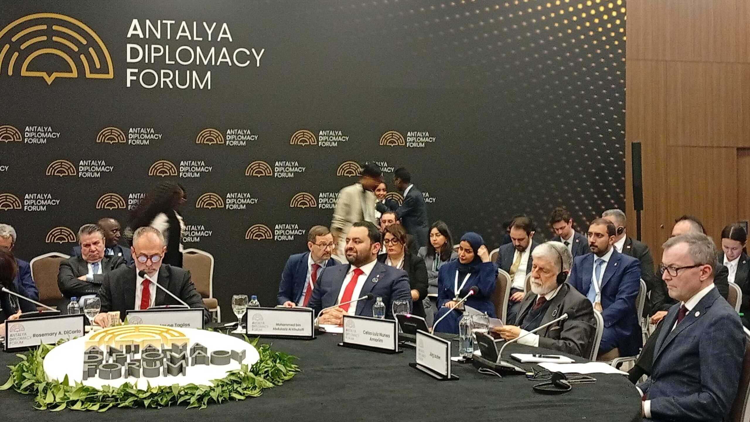 forum-diplomatico-de-antalya