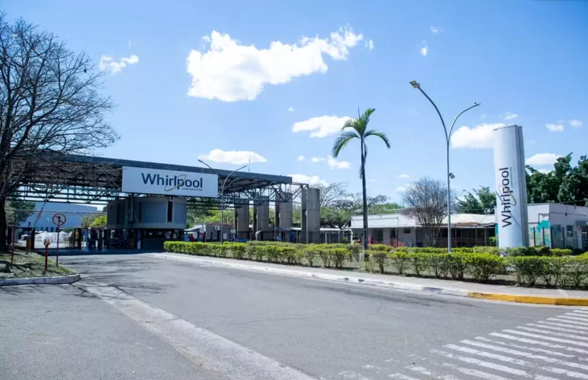 Whirlpool fecha fábrica na Argentina e transfere produção para SP
