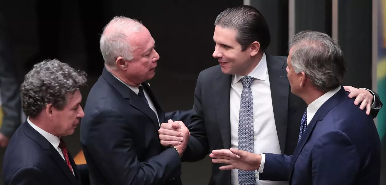 Reginaldo Lopes, Paulo Azi, Hugo Motta e Leur Lomanto Jr.