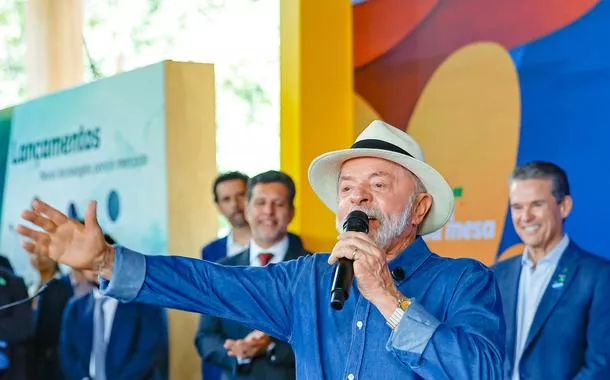 Em discurso, Lula destaca papel da leitura e critica desinformação no Brasil
