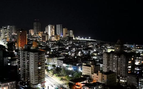 Rússia promete ajudar Cuba a resistir à "chantagem e ameaças" dos EUA