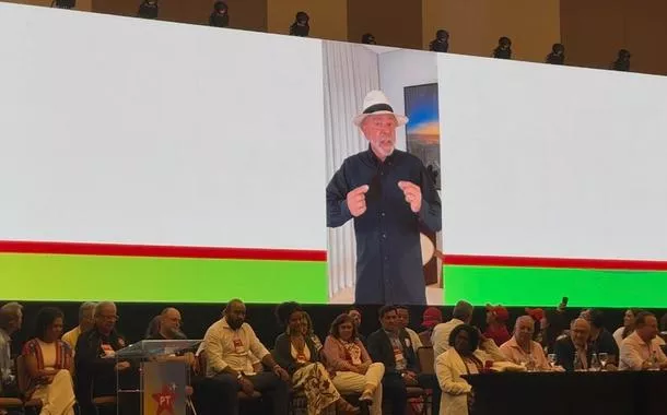 Lula pede realismo ao PT no congresso do partido