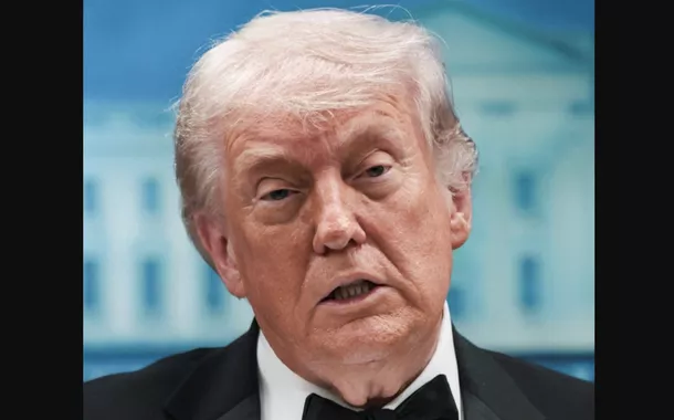 Trump participou pela primeira vez do jantar com correspondentes, após anos de boicote