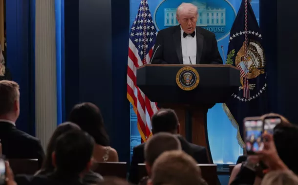 Trump se irrita ao ser questionado por jornalista se é pedófilo