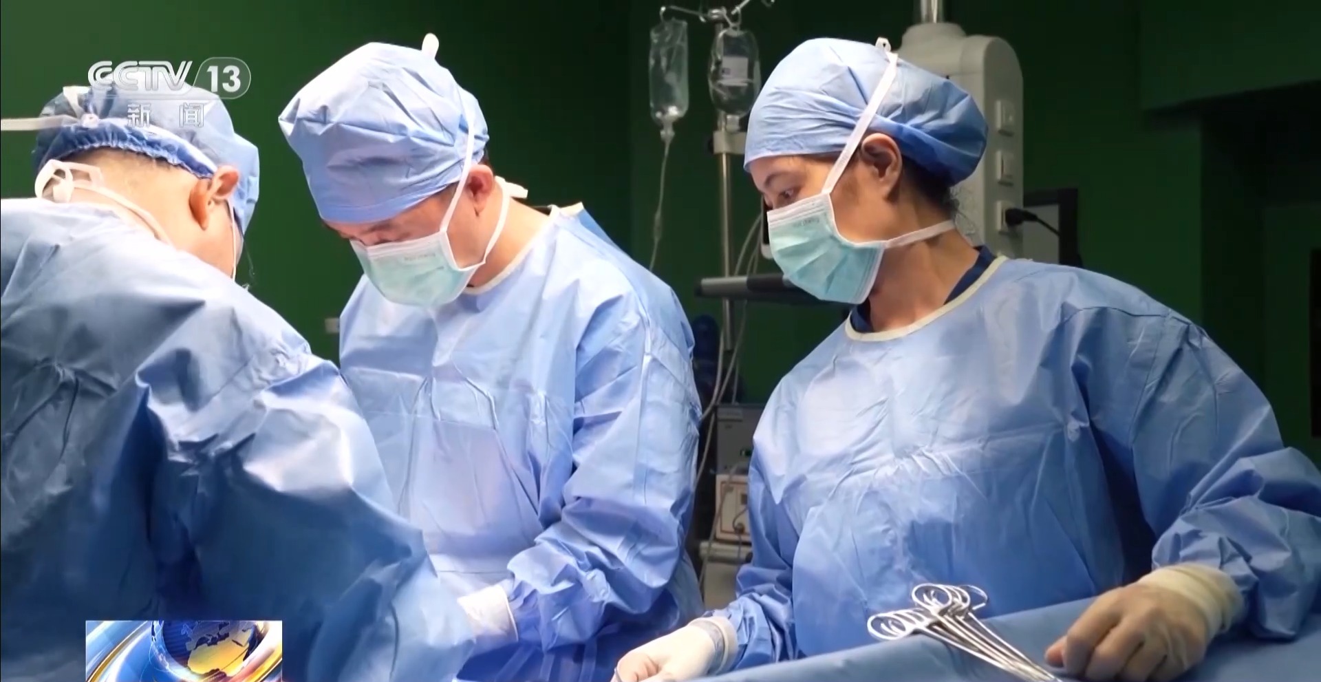 Navio-hospital da Marinha Chinesa volta ao país após mais de 200 dias prestando assistência no exterior