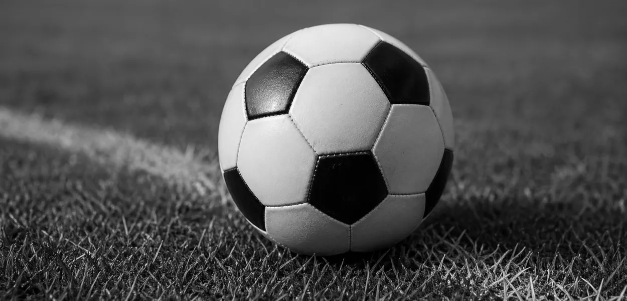 Bola de futebol