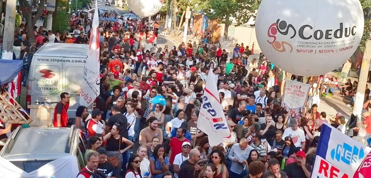 Mobilização de professores