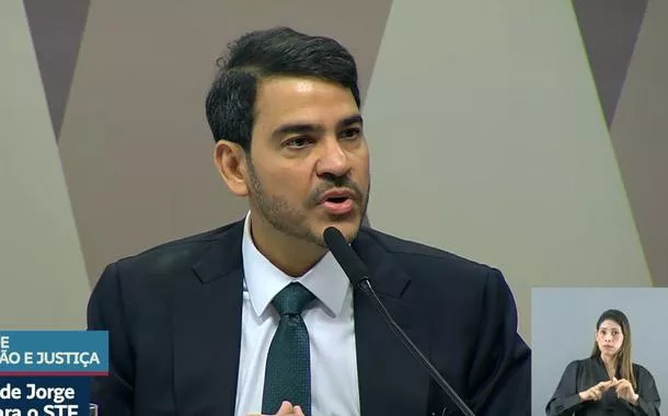 Jorge Messias, indicado por Lula ao STF, destaca a importância da Corte para a democracia, mas enfatiza a necessidade de 'contínuo aperfeiçoamento institucional'