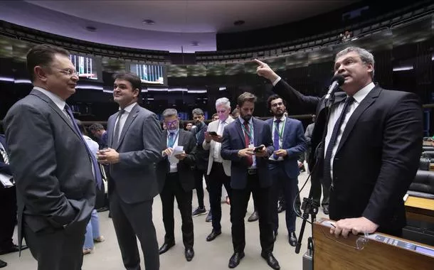 ‘Sionistas e bolsonaristas não podem fazer do Judiciário um instrumento de perseguição’, afirma Lindbergh