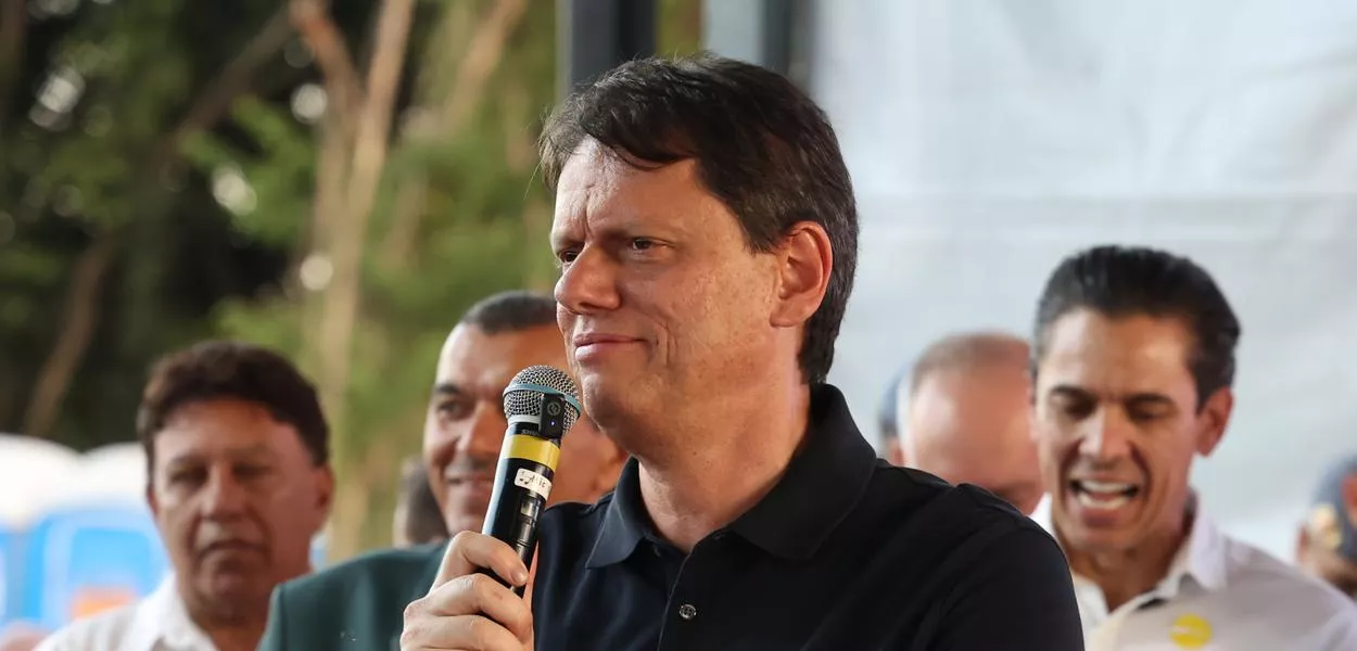Tarcísio de Freitas 