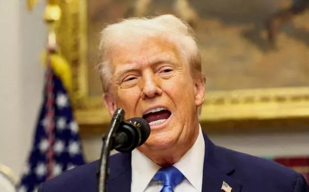 Trump intensifica ofensiva e anuncia novo pacote de sanções contra Cuba