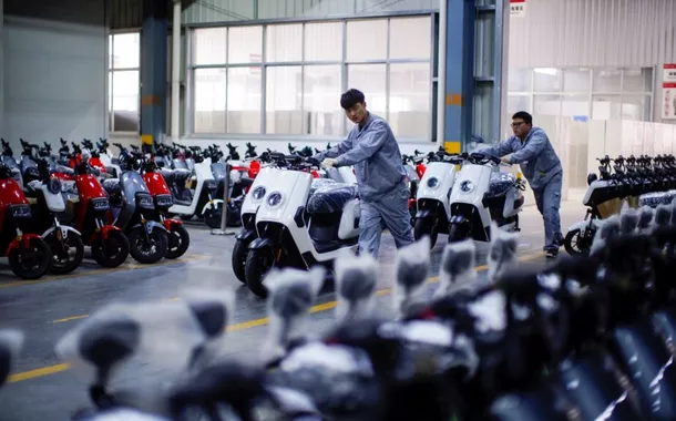 Motos elétricas da NIU Technologies são exibidos em uma conferência de imprensa em Changzhou, província de Jiangsu, China