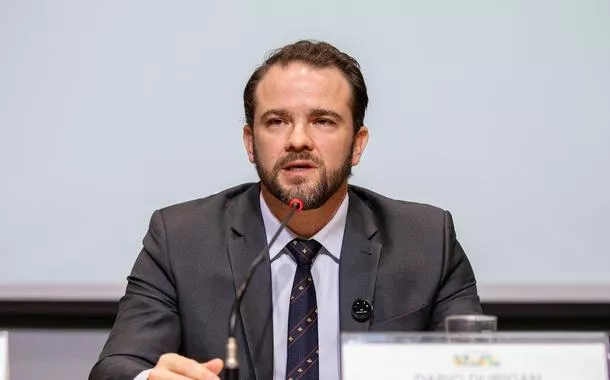 Durigan deve integrar comitiva de Lula em viagem aos EUA para encontro com Trump
