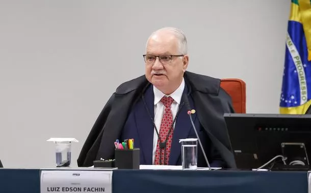Escândalos no sistema financeiro revelam "consequência nefasta da ausência de limites e controles", diz Fachin