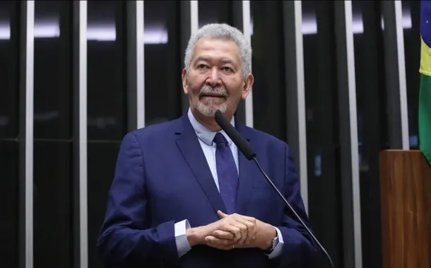 PT reage à decisão que tira mandato de Paulão em Alagoas