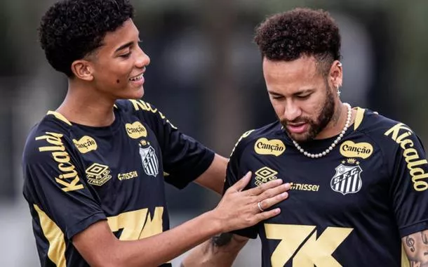 Robinho Jr. e Neymar durante treino do Santos