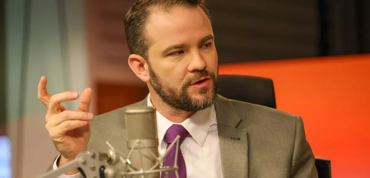 O ministro da Fazenda, Dario Durigan, participa do programa Bom Dia, Ministro
