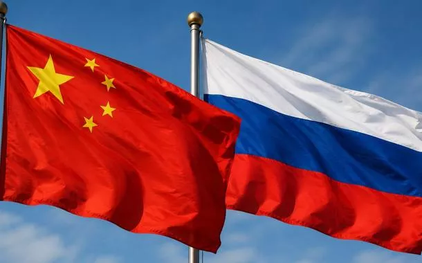 China reafirma parceria com a Rússia e diz que cooperação não será afetada por pressões externas