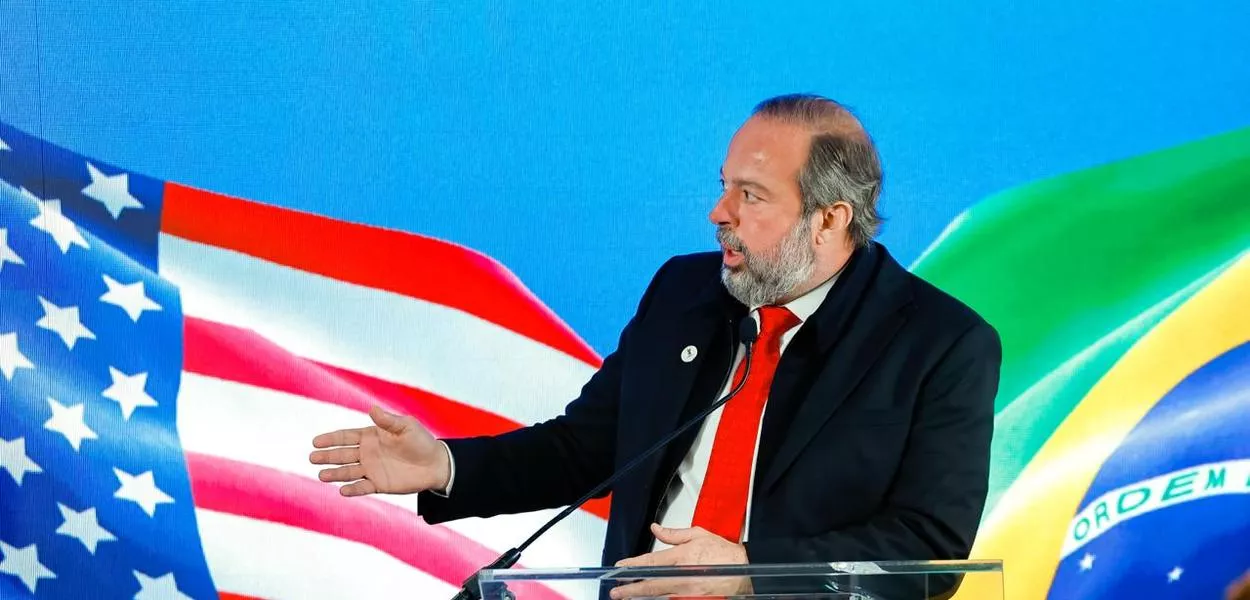 Alexandre Silveira celebra encontro histórico em Washington e destaca oportunidades bilionárias para o setor mineral brasileiro