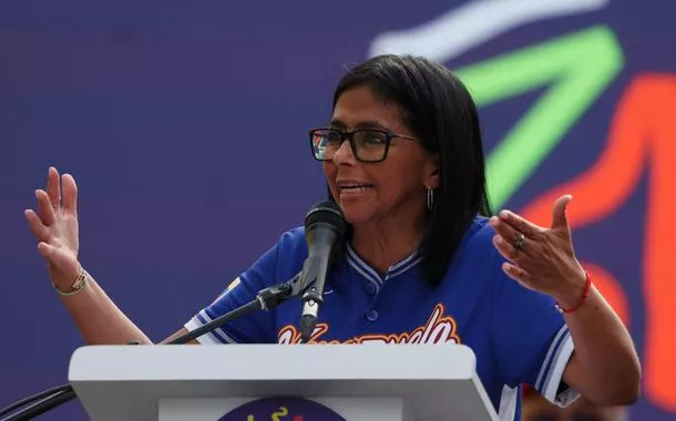 Presidente interina da Venezuela desembarca na Holanda para debate sobre Essequibo