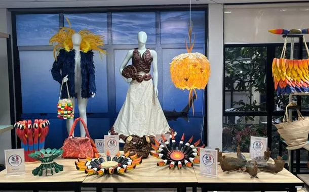 Resíduos criativos do Festival de Parintins viram design, renda e novos negócios