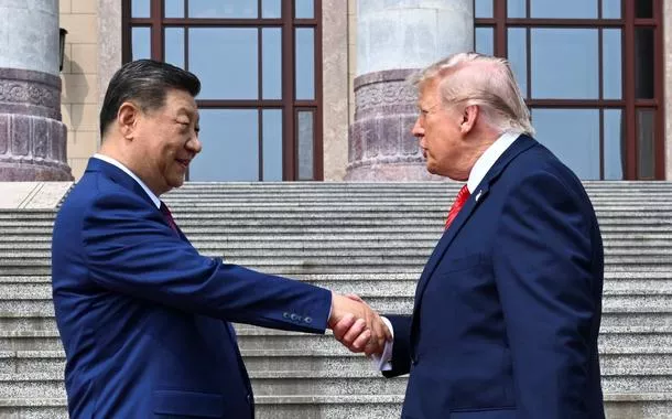 Trump e Xi concordaram que o estreito de Ormuz deve permanecer aberto, diz Casa Branca