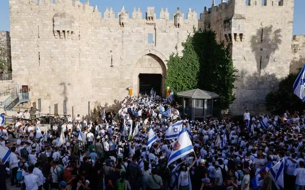 Marcha da extrema direita israelense em Jerusalém celebra anexação ilegal e eleva tensões na cidade