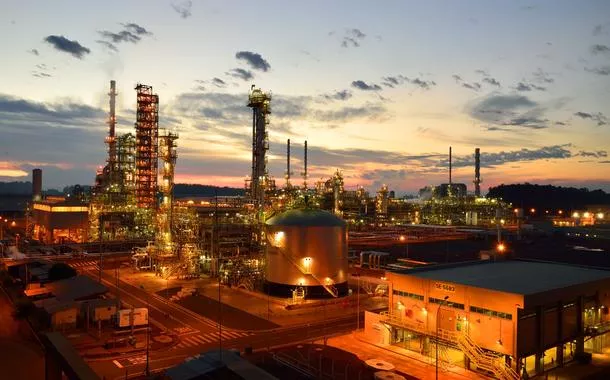 Replan receberá R$ 6 bi para ampliar produção