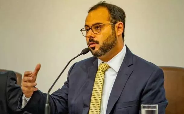 Ministro do Empreendedorismo rebate empresários e defende fim da escala 6x1